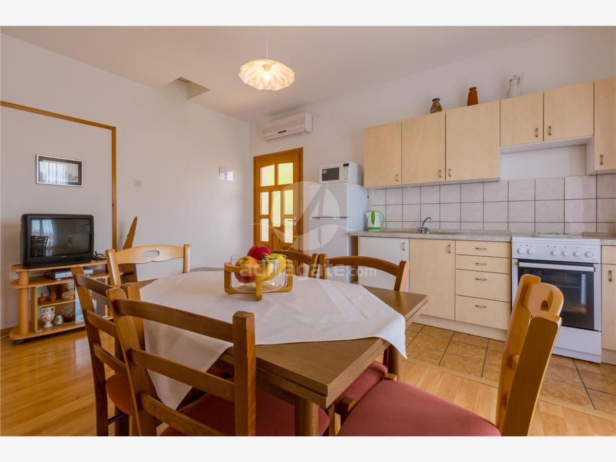 Apartments Dora Selce Eksteriør billede